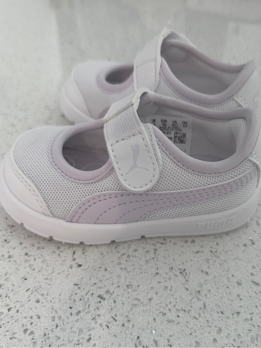 Baby/toddler Puma Mary Jane sneakers sz 4c like new